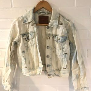 Levi’s crop jean jacket, home bleach job